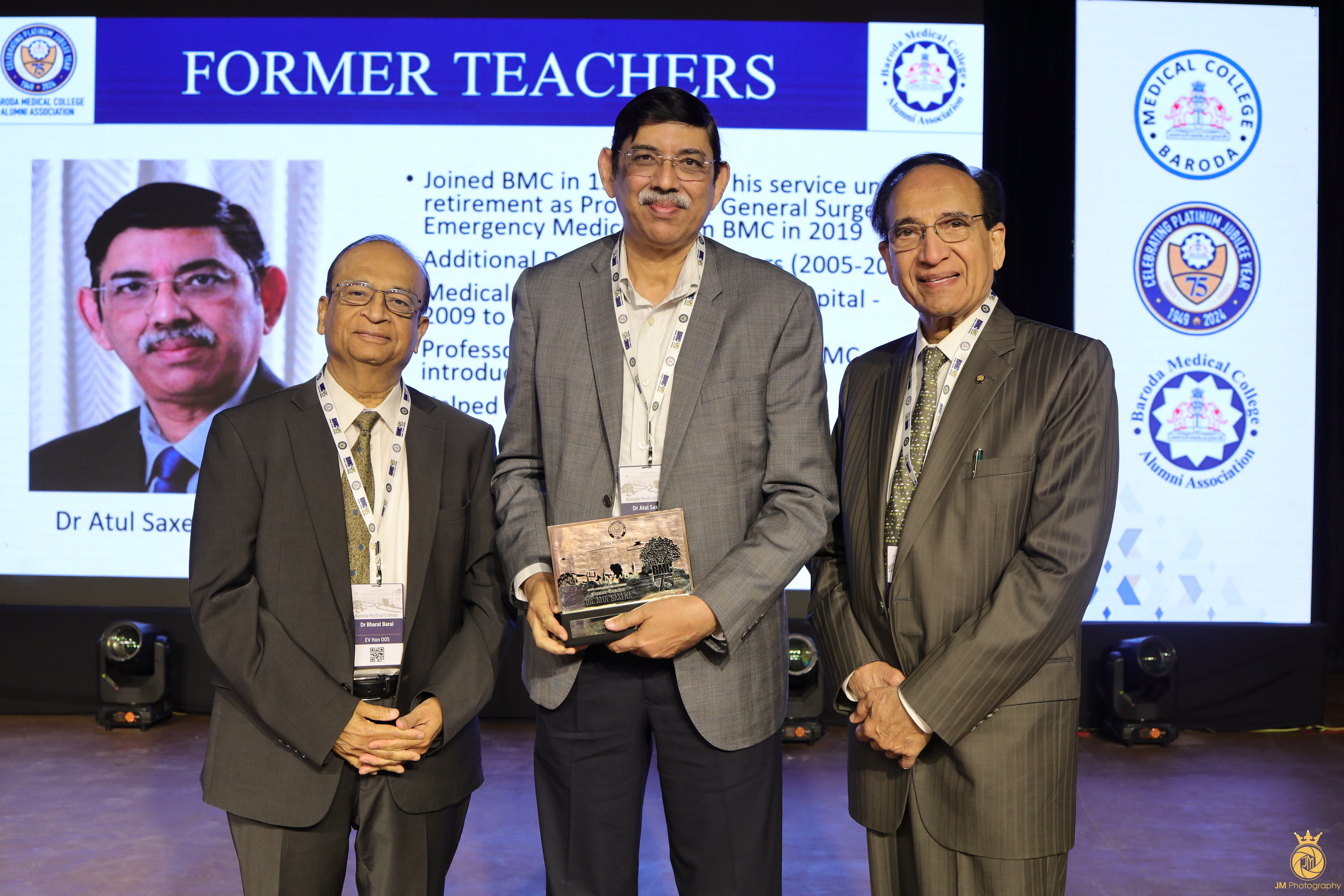 Gallery/Distinguished Alumni and Former Teachers/177A7606.JPG